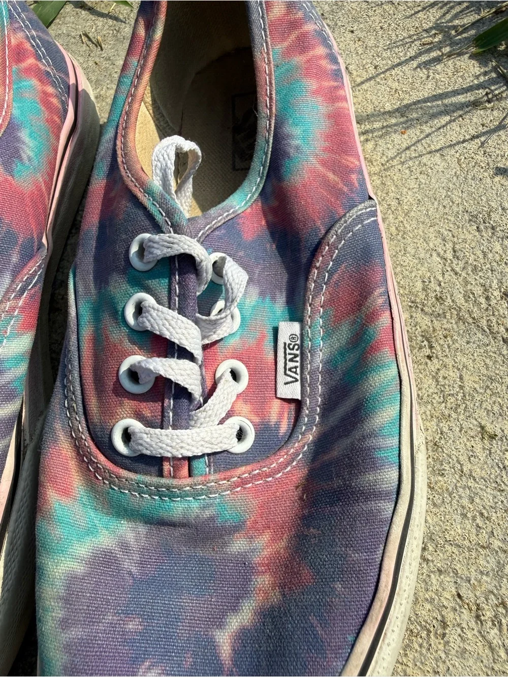 Nice purple blue pink Tie Dye canvas sneaker shoes Vans kids girls size 3.5